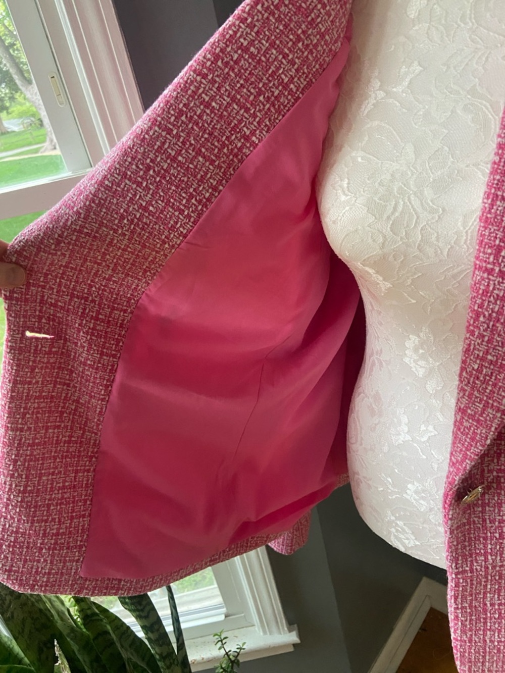 Free Assembly Pink Tweed Blazer 🩷 - Picture 9 of 11